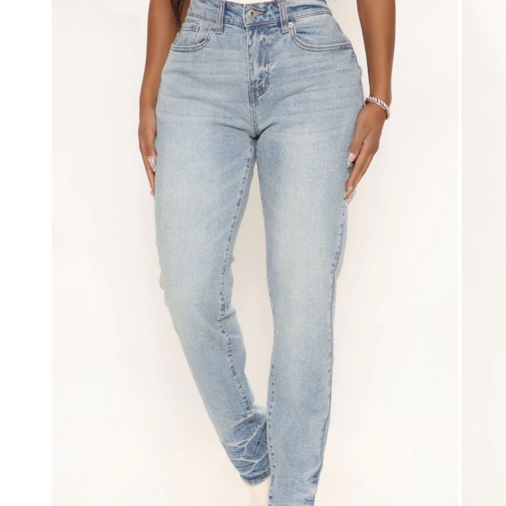FASHION NOVA  👖 Give Me Straight Talk High Rise Jeans - Vintage Blue Wash